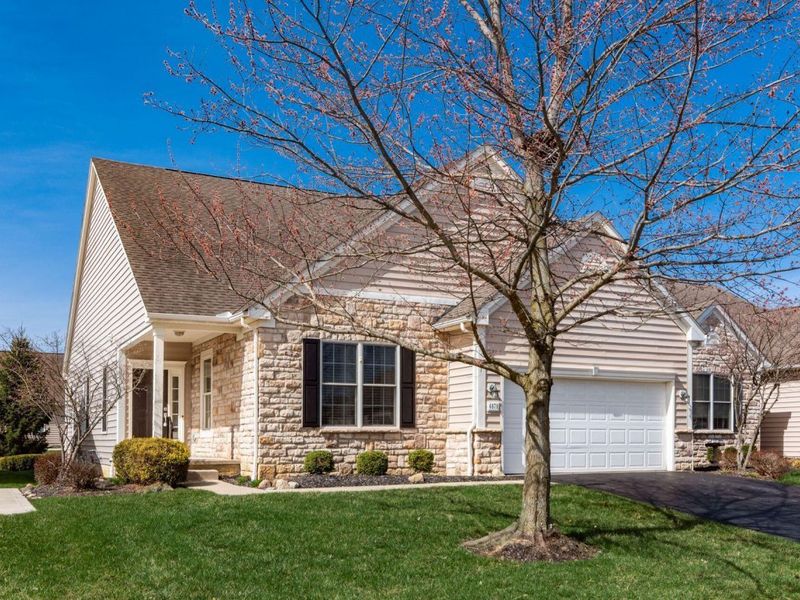 4879 Blossom Way, Unit 41, Grove City, OH 43123 Photo 2