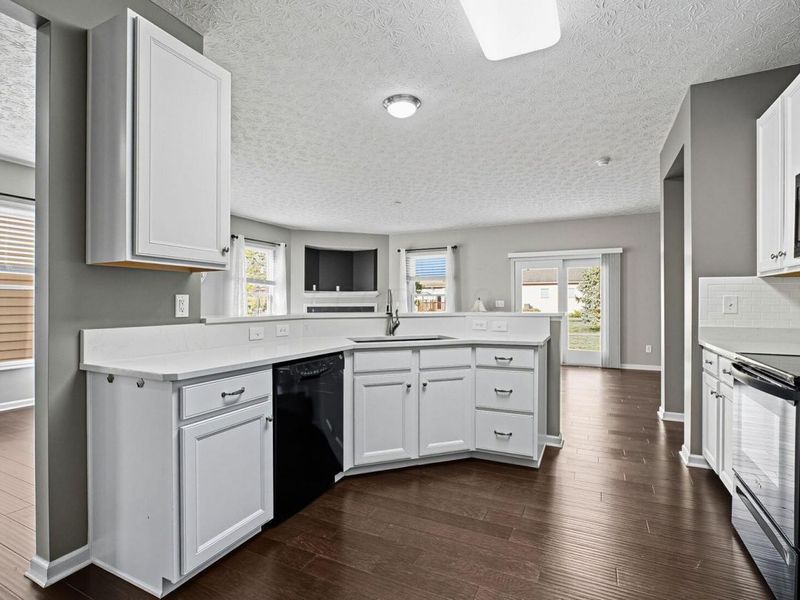 4879 Blossom Way, Unit 41, Grove City, OH 43123 Photo 6