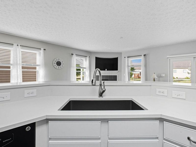 4879 Blossom Way, Unit 41, Grove City, OH 43123 Photo 8