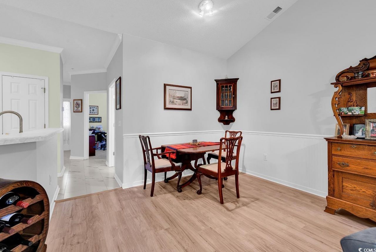 5852 Longwood Dr. Photo 10