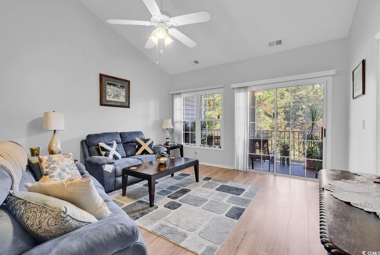 5852 Longwood Dr. Photo 11