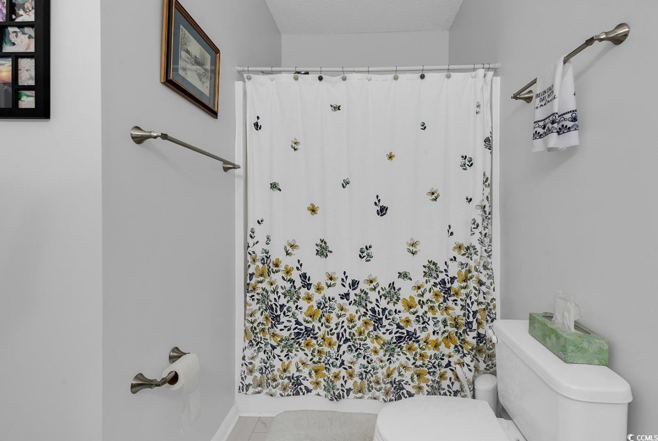 5852 Longwood Dr. Photo 17