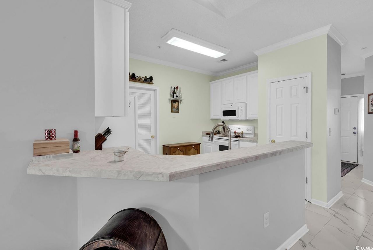 5852 Longwood Dr. Photo 24