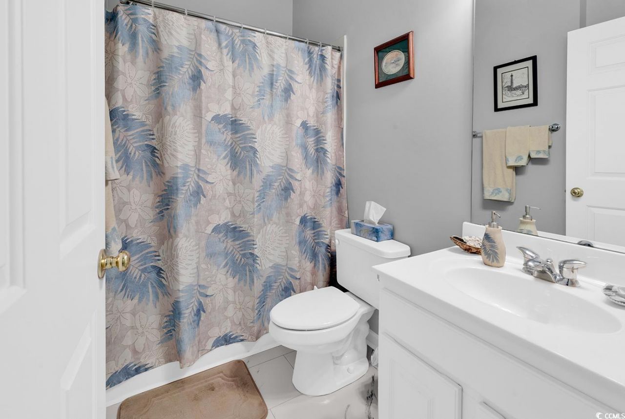 5852 Longwood Dr. Photo 5