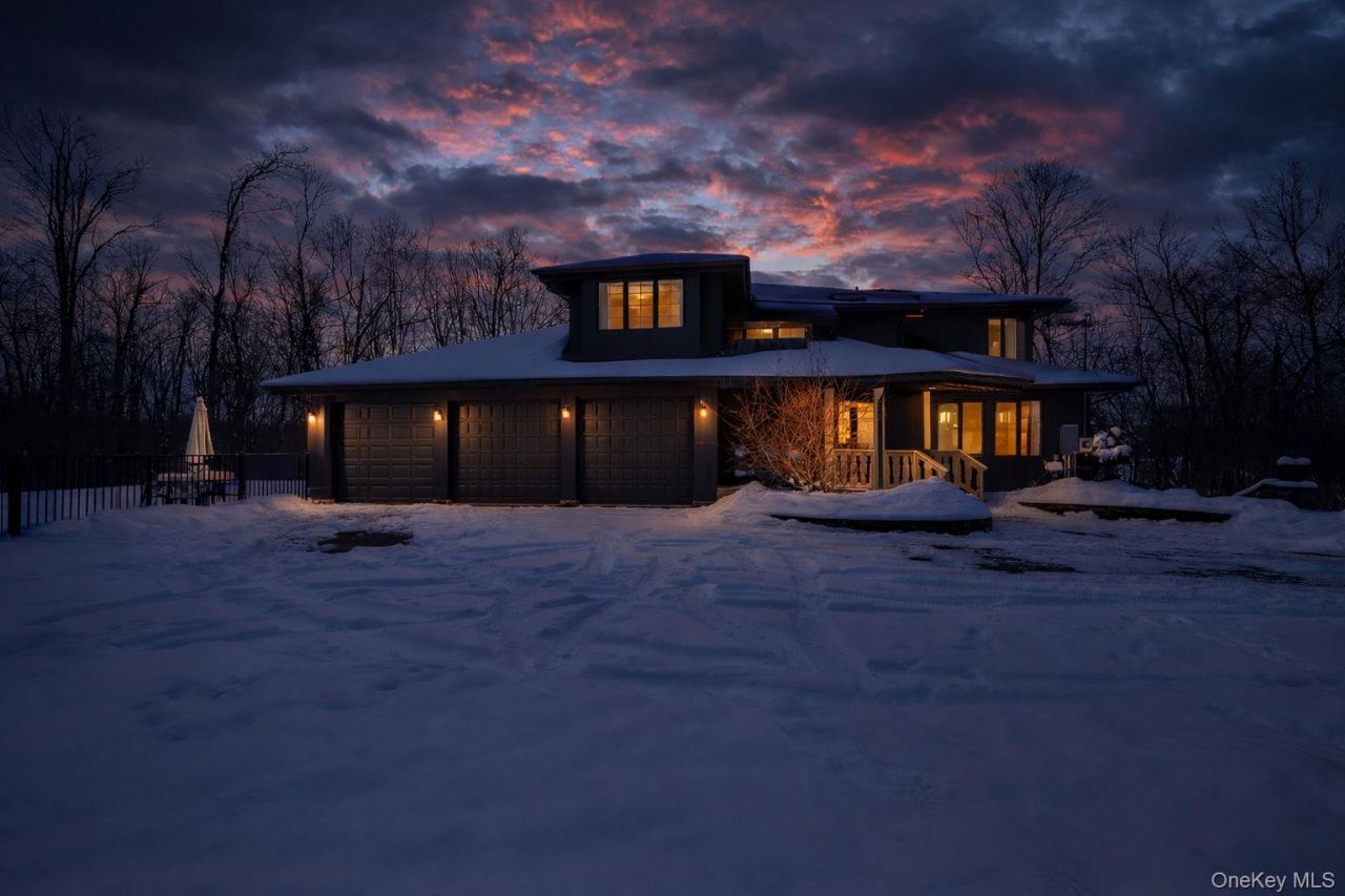 94 Starlight Road, Mongaup Valley, NY 12701 Main Photo