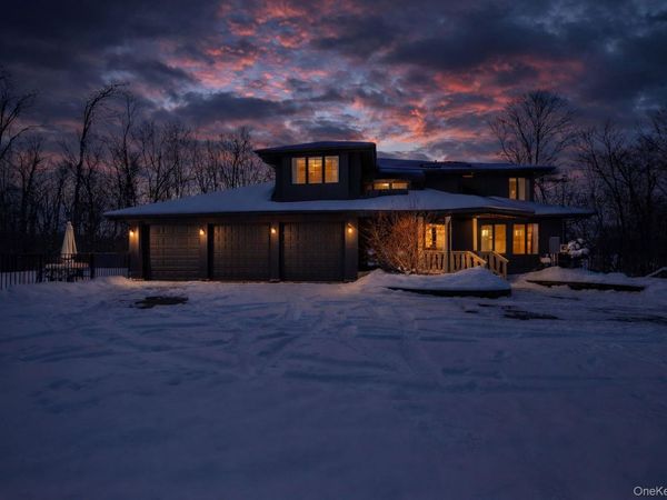 94 Starlight Road, Mongaup Valley, NY 12701