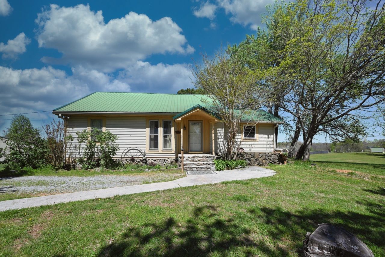 3083 Mooneyhan Rd, Springfield, TN 37172 Main Photo