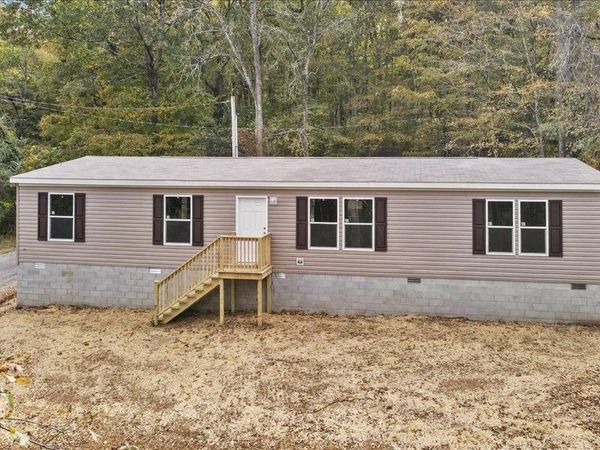 424 Hiwassee Rd, Lebanon, TN 37087