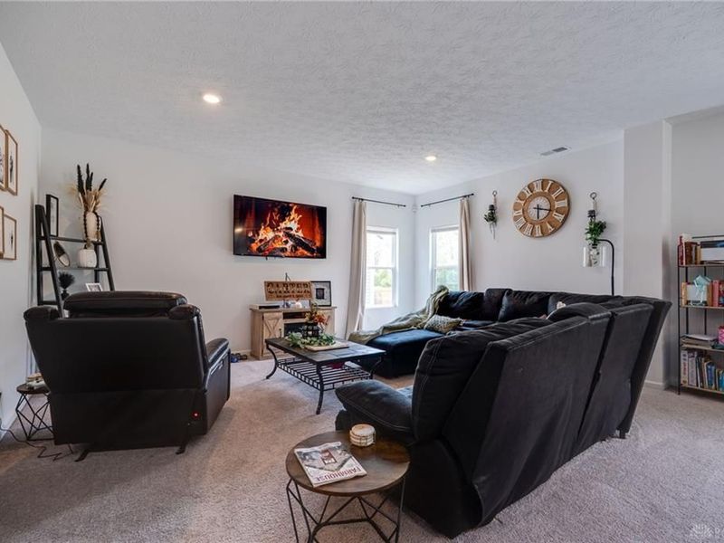 6269 Fallgold Drive, Clayton, OH 45315 Photo 11