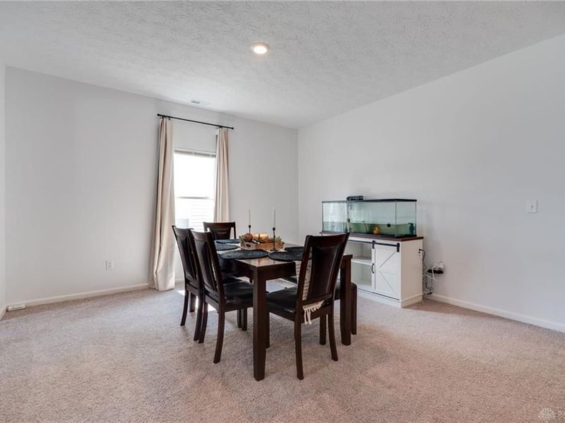 6269 Fallgold Drive, Clayton, OH 45315 Photo 9