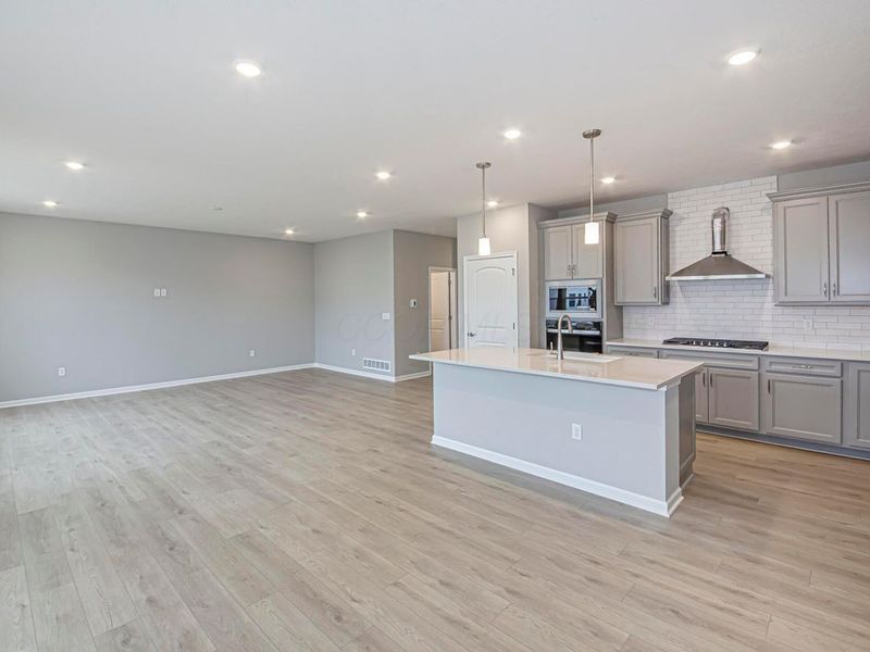 434 Cardinal Point Drive, Unit Lot 14007, Delaware, OH 43015 Photo 12