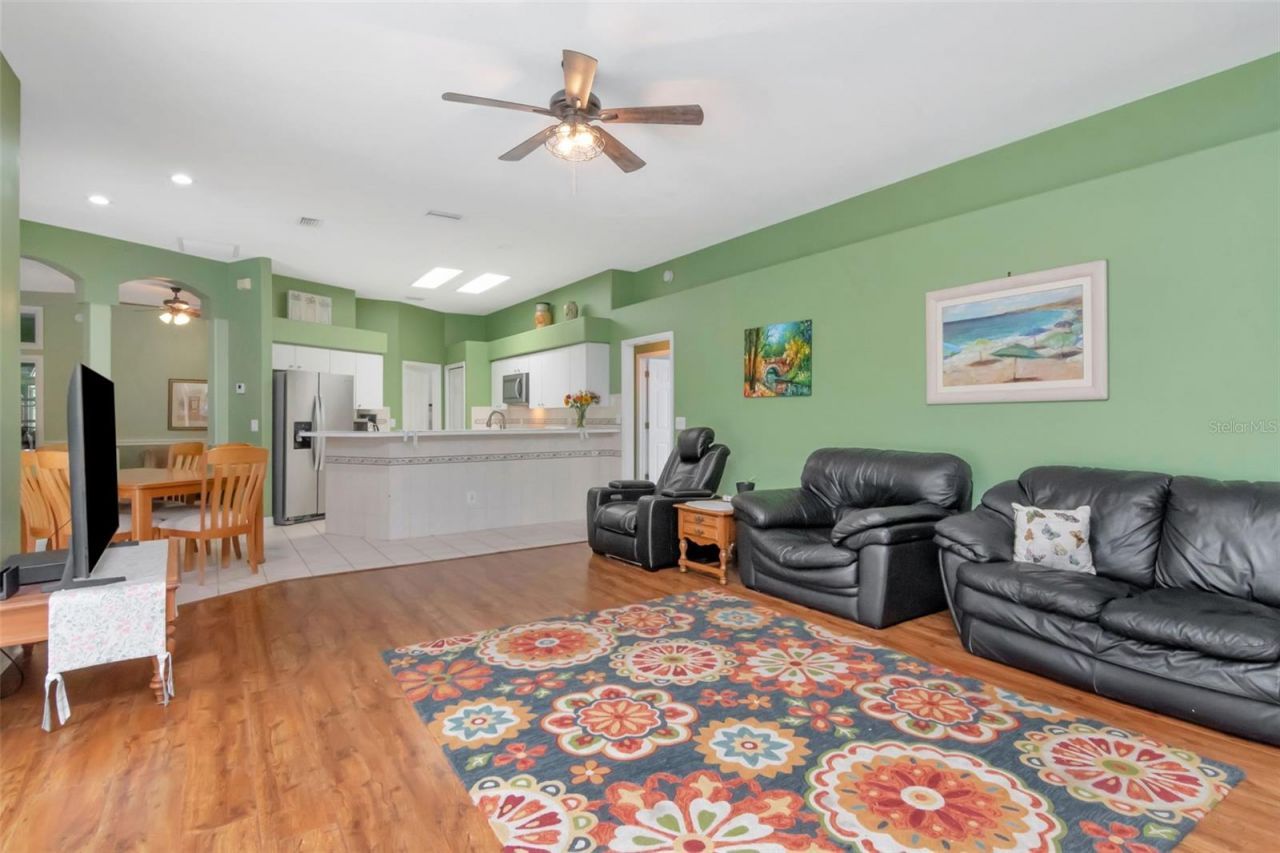 5622 Glencrest Boulevard, Tampa, FL 33625 Photo