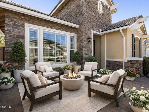 2220 Arpagos Lane, Reno, NV 89521