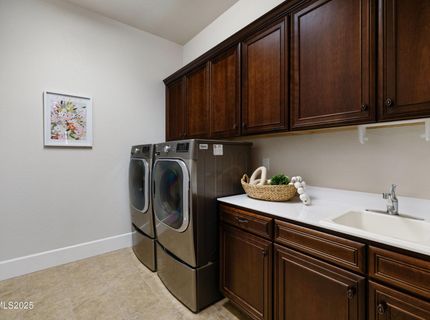 2220 Arpagos Lane, Reno, NV 89521 Photo