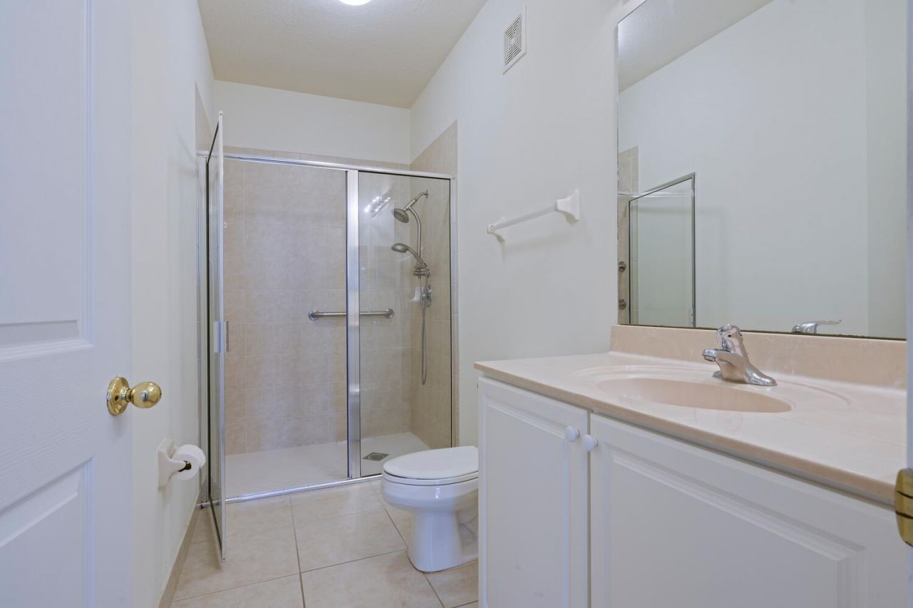 1561 SE Hampshire Way, Unit 104, Stuart, FL 34994 Photo