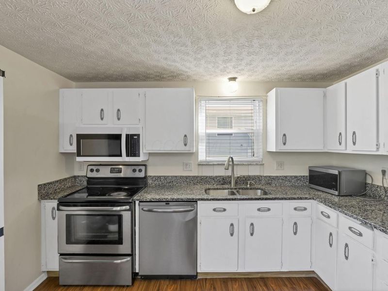 926 Hilton Drive, Reynoldsburg, OH 43068 Photo 13