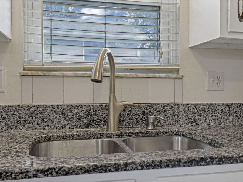 926 Hilton Drive, Reynoldsburg, OH 43068 Photo 24