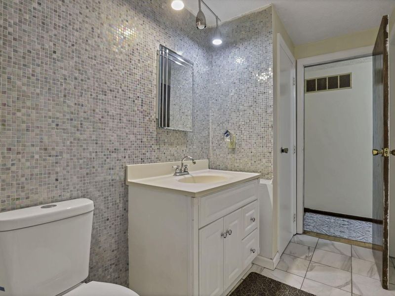 926 Hilton Drive, Reynoldsburg, OH 43068 Photo 36