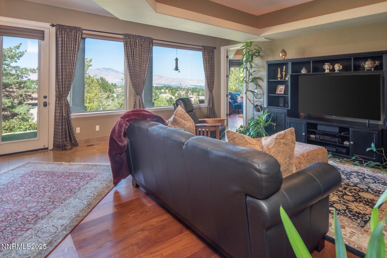 4905 Mountainshyre Road, Reno, NV 89519 Photo