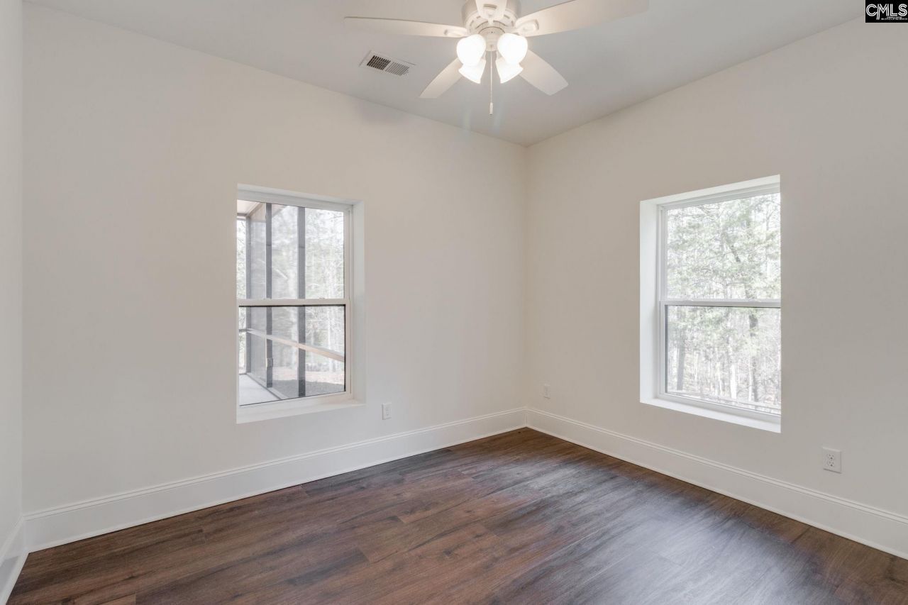 165 Harbor Point Drive Photo 13