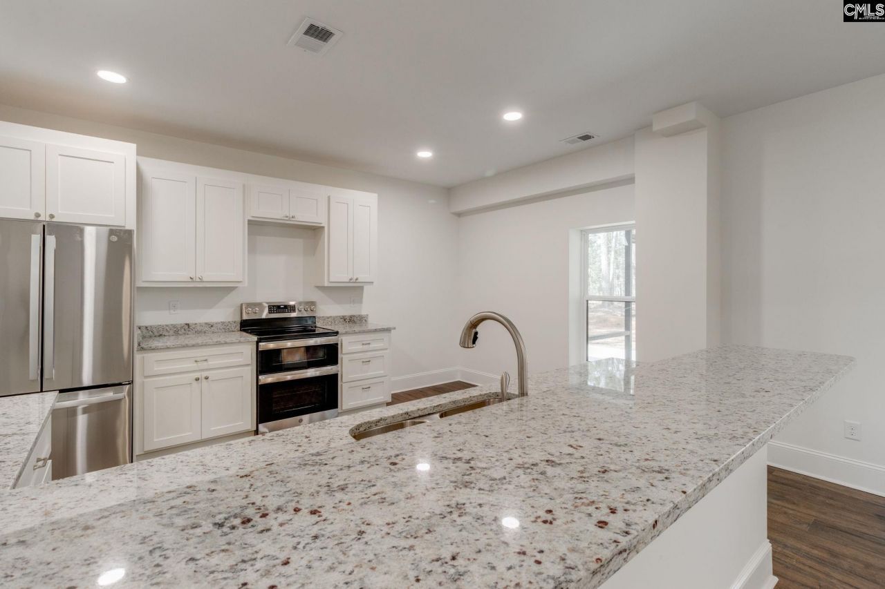 165 Harbor Point Drive Photo 6