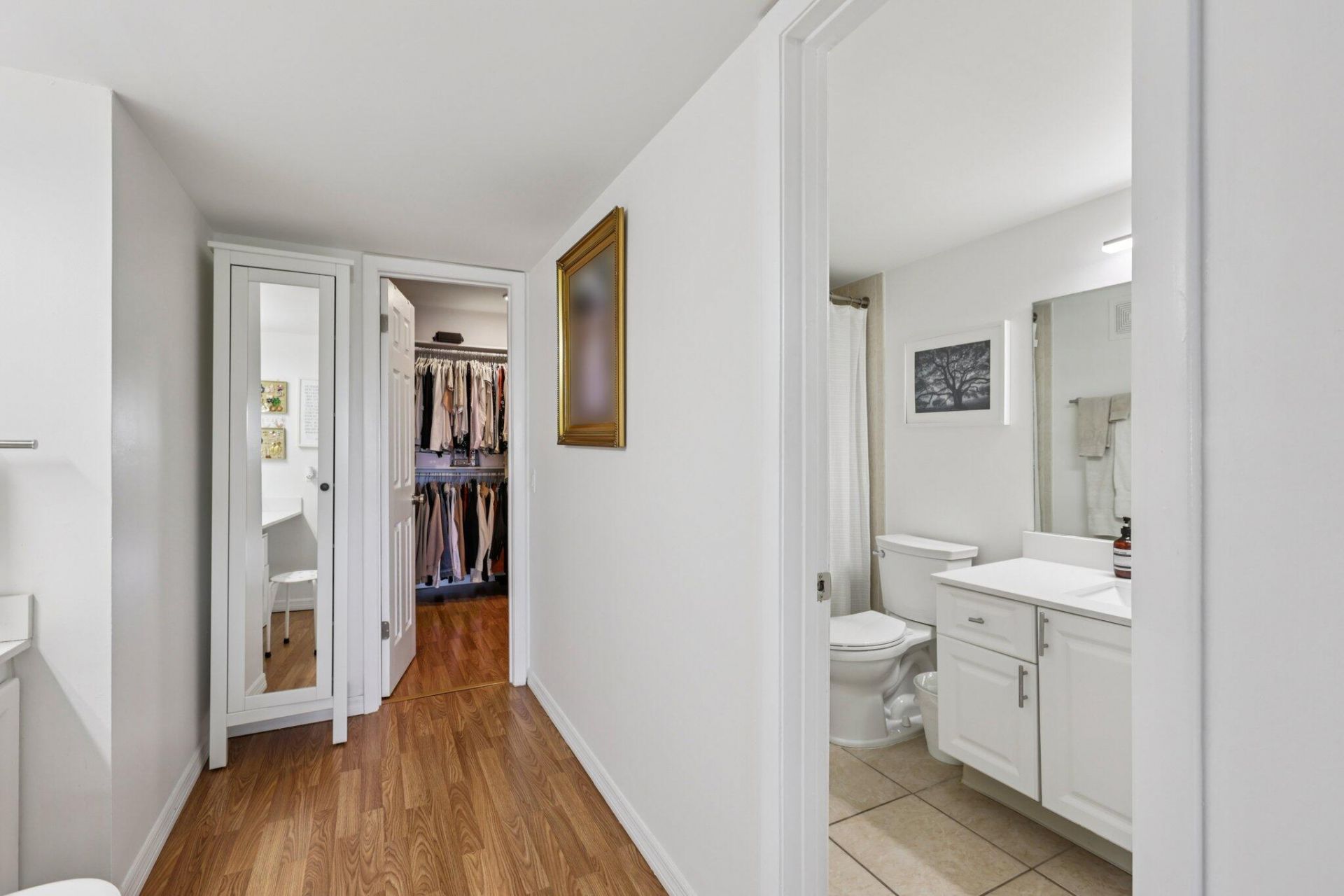 721 N Pine Island, Unit 406, Plantation, FL 33324 Photo