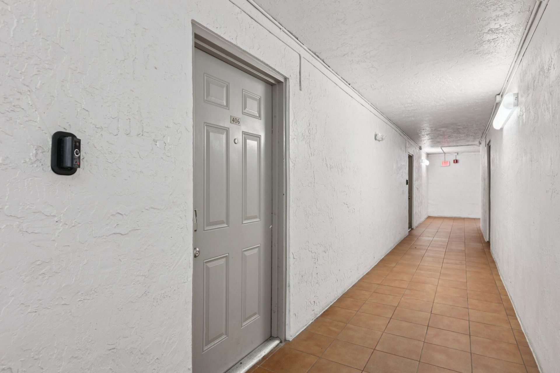 721 N Pine Island, Unit 406, Plantation, FL 33324 Photo