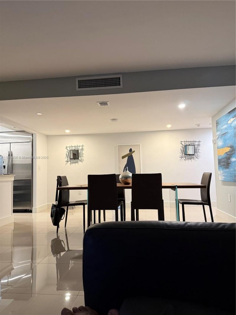 5600 N Flagler Dr, Unit 1806, West Palm Beach, FL 33407 Photo