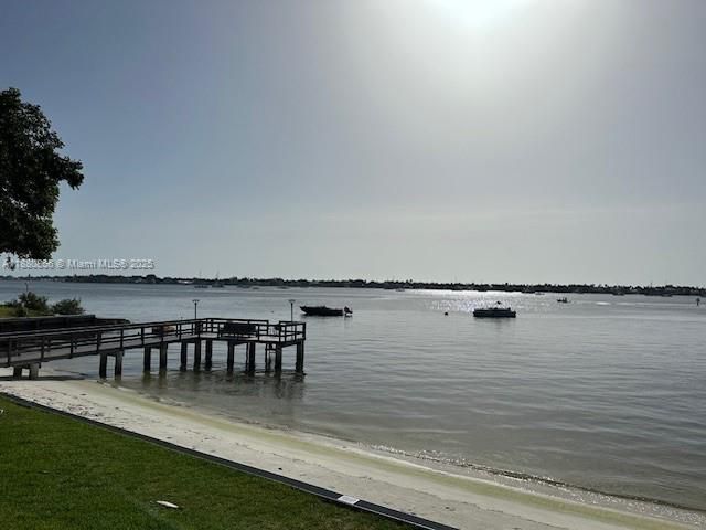 5600 N Flagler Dr, Unit 1806, West Palm Beach, FL 33407 Photo