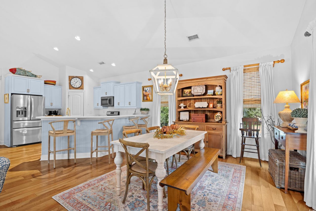 48 Cottage Dr. Photo 14