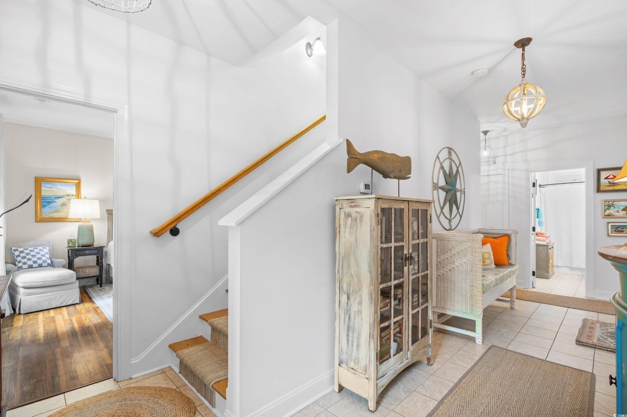 48 Cottage Dr. Photo 27