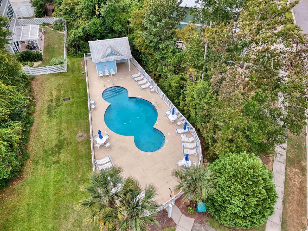 48 Cottage Dr. Photo 34