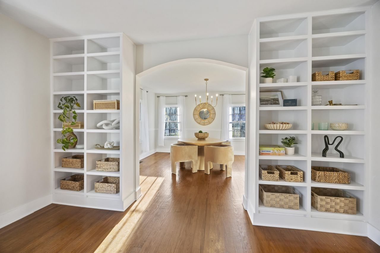 2101 King Street Photo 27