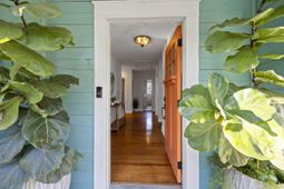 2101 King Street photo 4