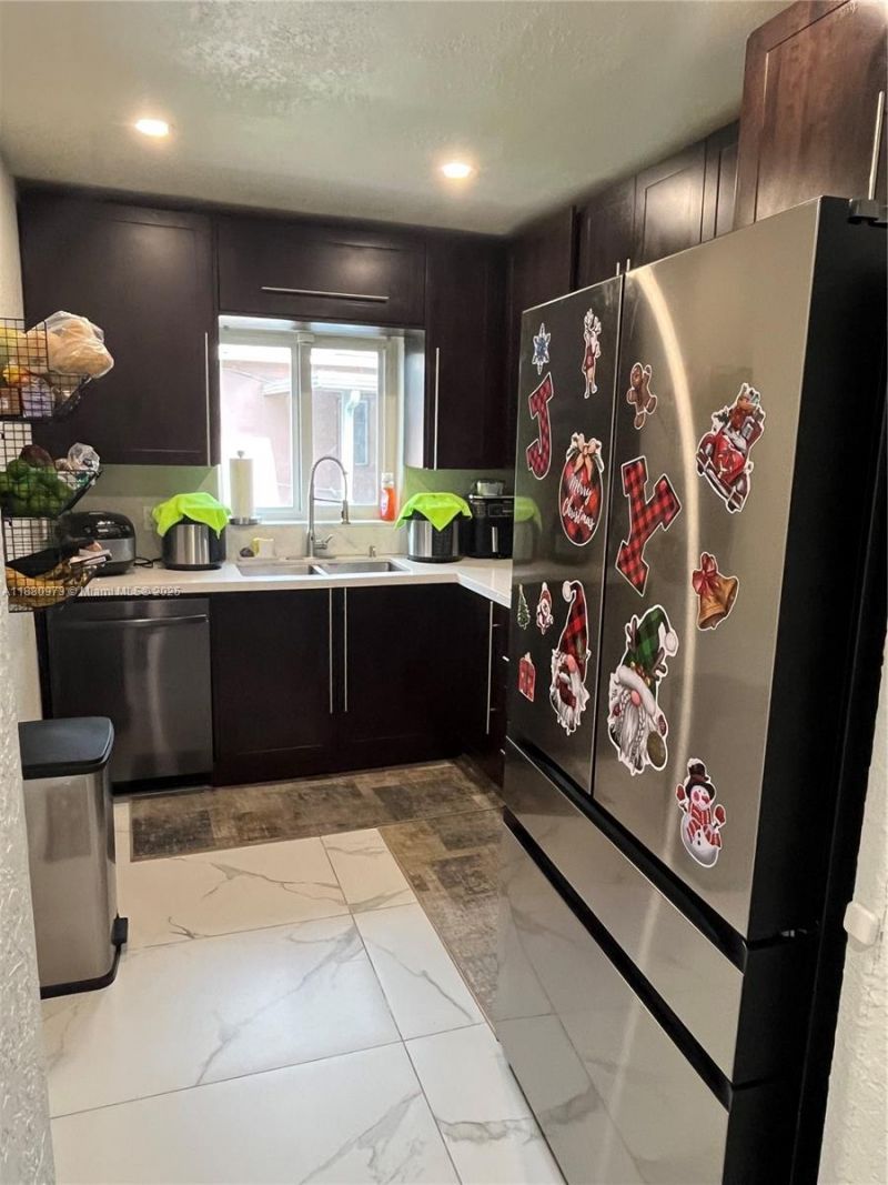 7130 NW 21st Ct, Miami, FL 33147 Photo