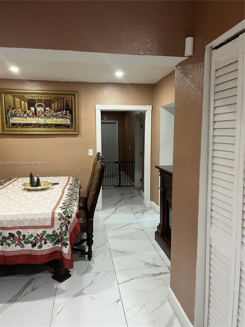 7130 NW 21st Ct, Miami, FL 33147 Photo