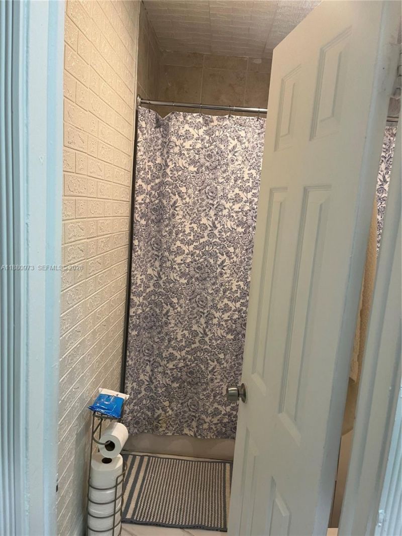 7130 NW 21st Ct, Miami, FL 33147 Photo