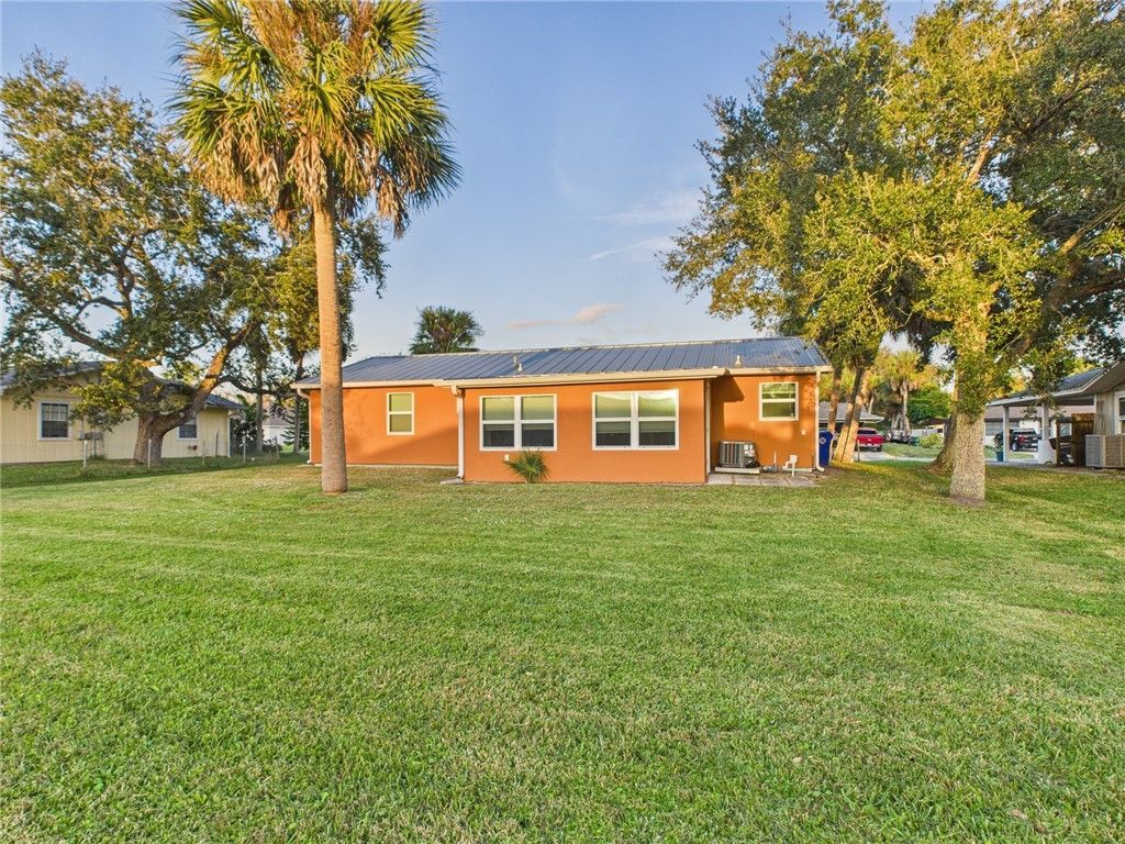 1131 Coverbrook Lane, Sebastian, FL 32958 Photo