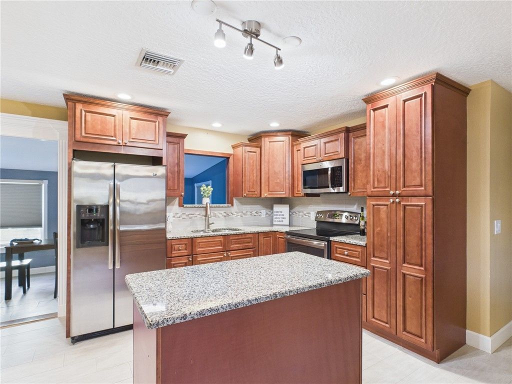 1131 Coverbrook Lane, Sebastian, FL 32958 Photo