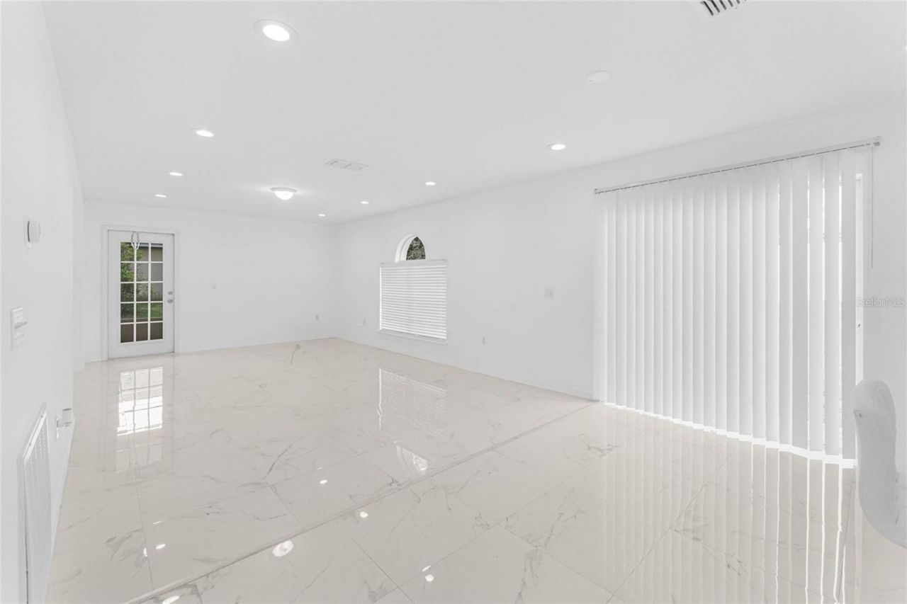 1961 Thorngate Lane, Mascotte, FL 34753 Photo