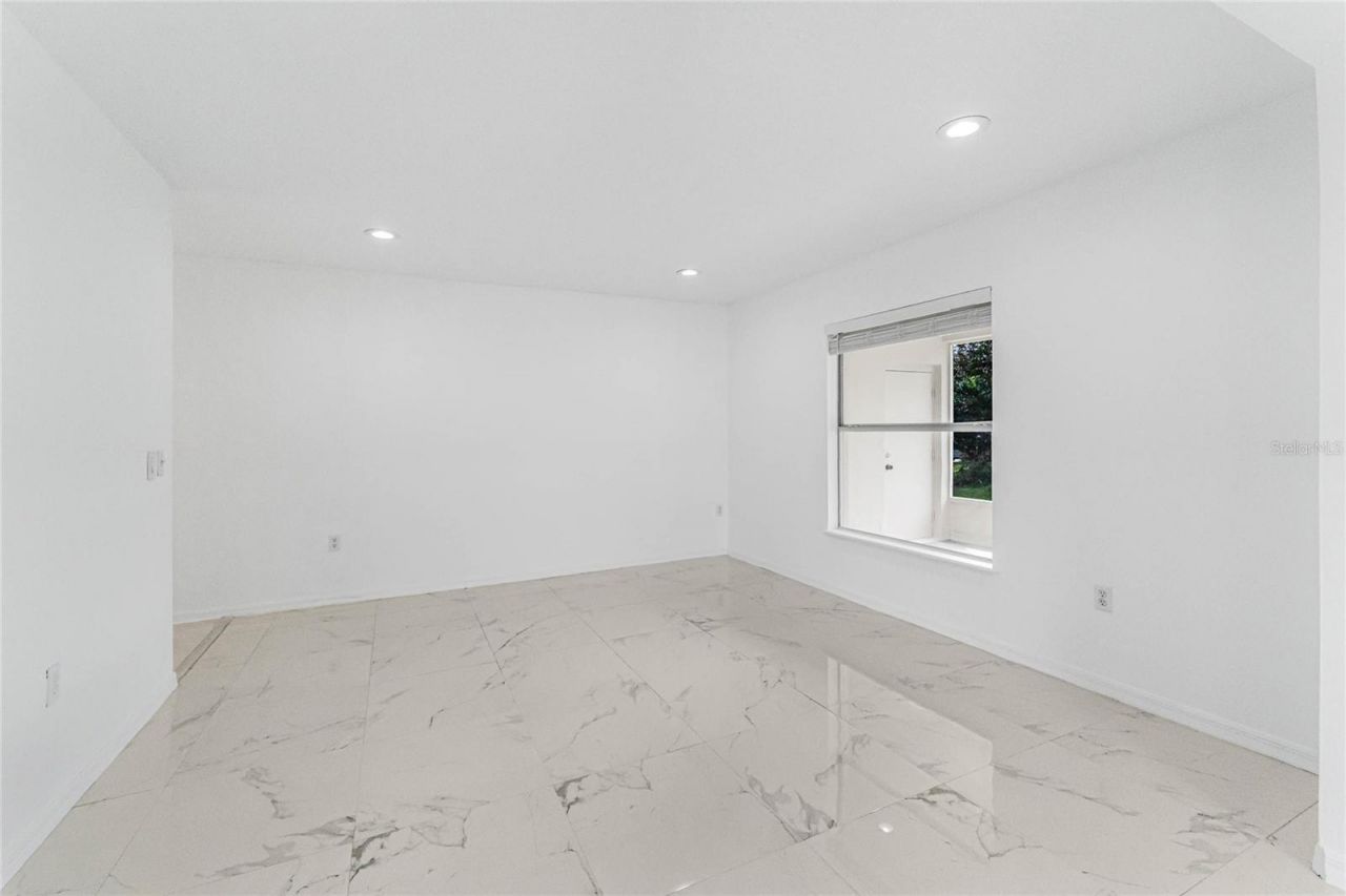 1961 Thorngate Lane, Mascotte, FL 34753 Photo