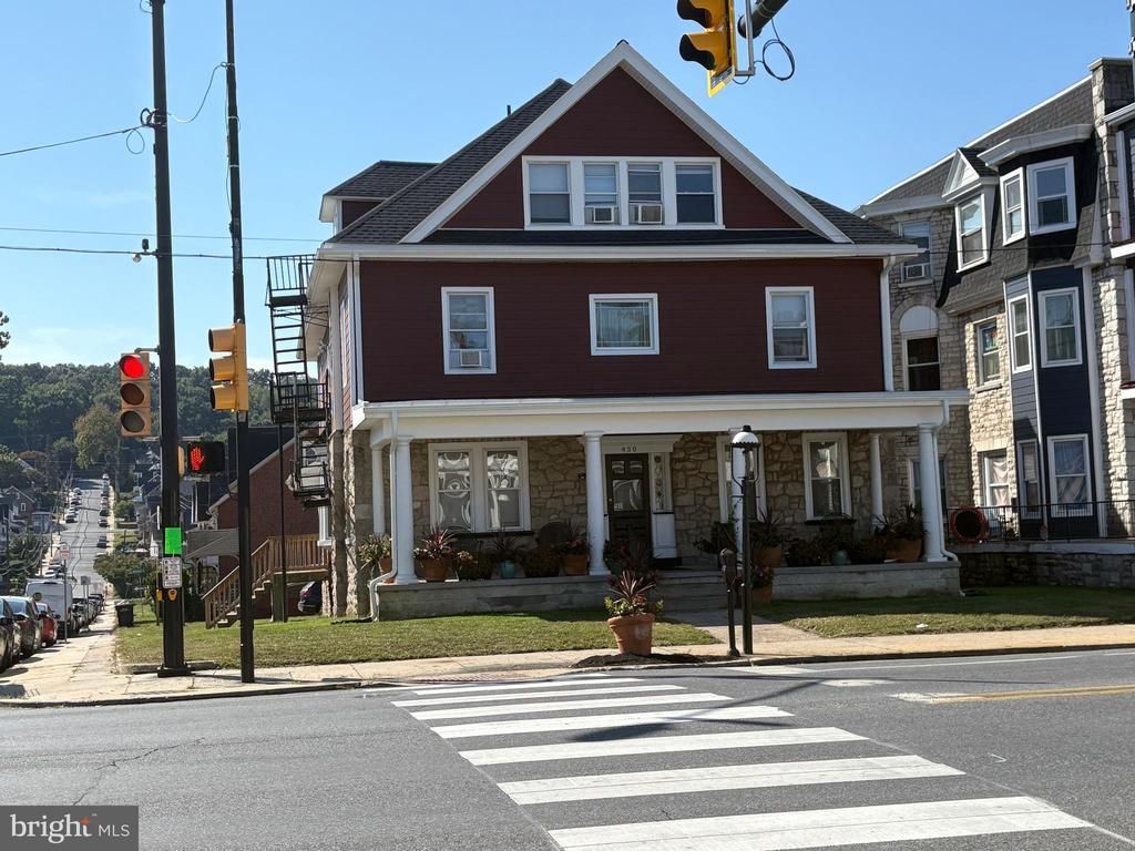 430 E LINCOLN HIGHWAY, COATESVILLE, PA 19320