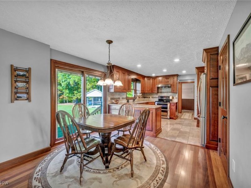 12977 Main Market Road, Garrettsville, OH 44231 Photo 9