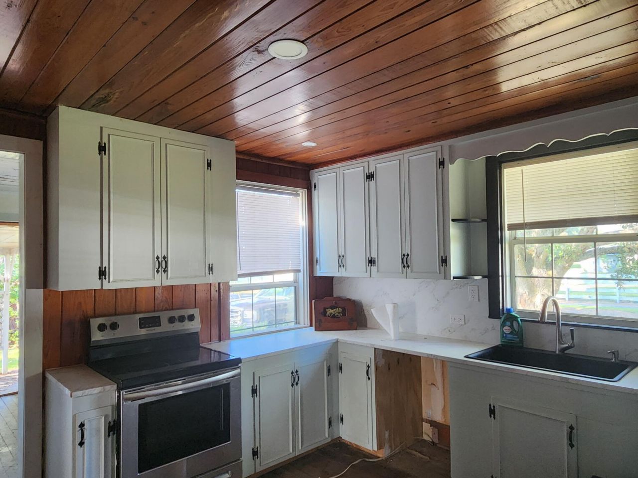 392 Morrison Avenue Photo 7