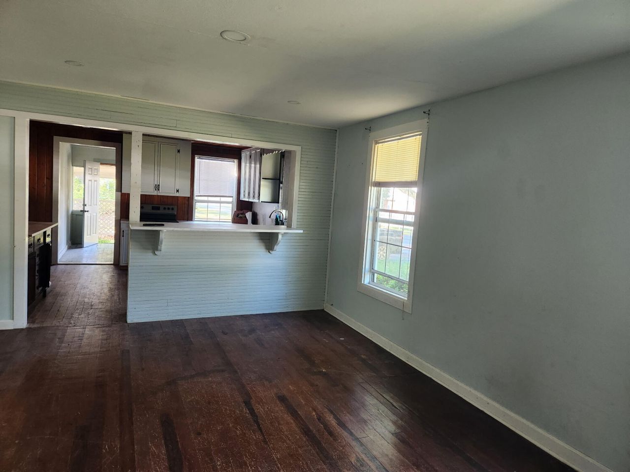 392 Morrison Avenue Photo 9