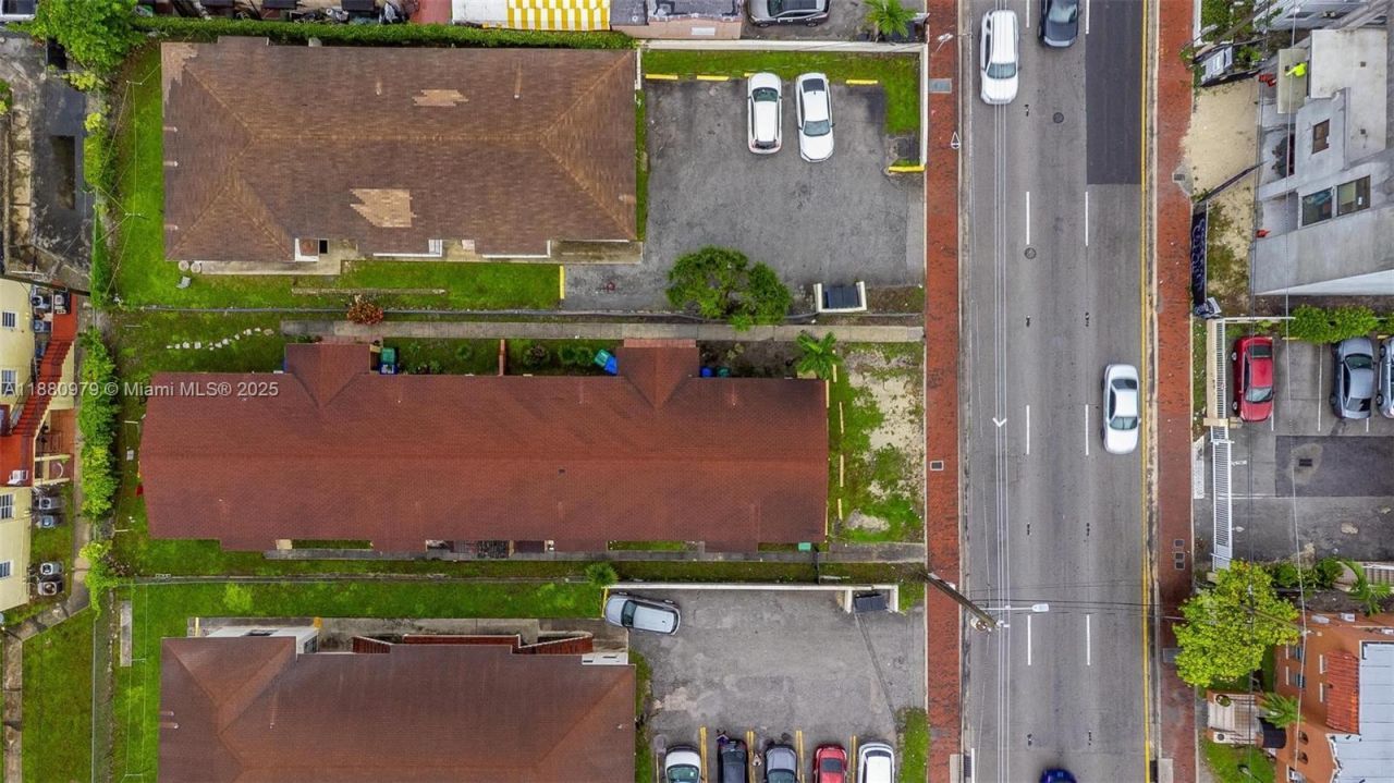 1345 SW 7th St, Miami, FL 33135 Photo