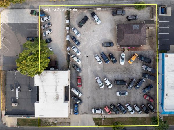 4760-4764 N High Street, Columbus, OH 43214