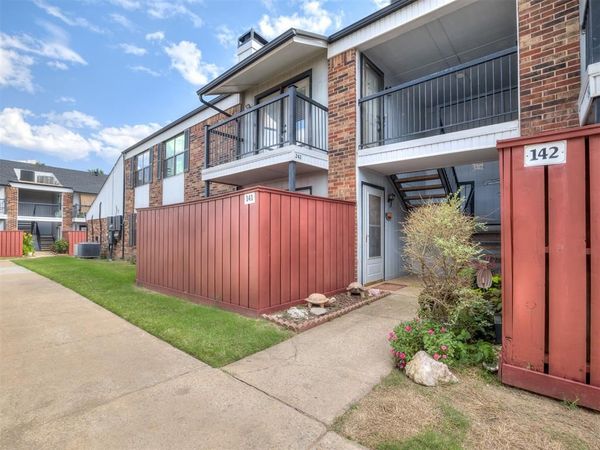 3003 River Oaks Drive, Unit 241, Norman, OK 73072