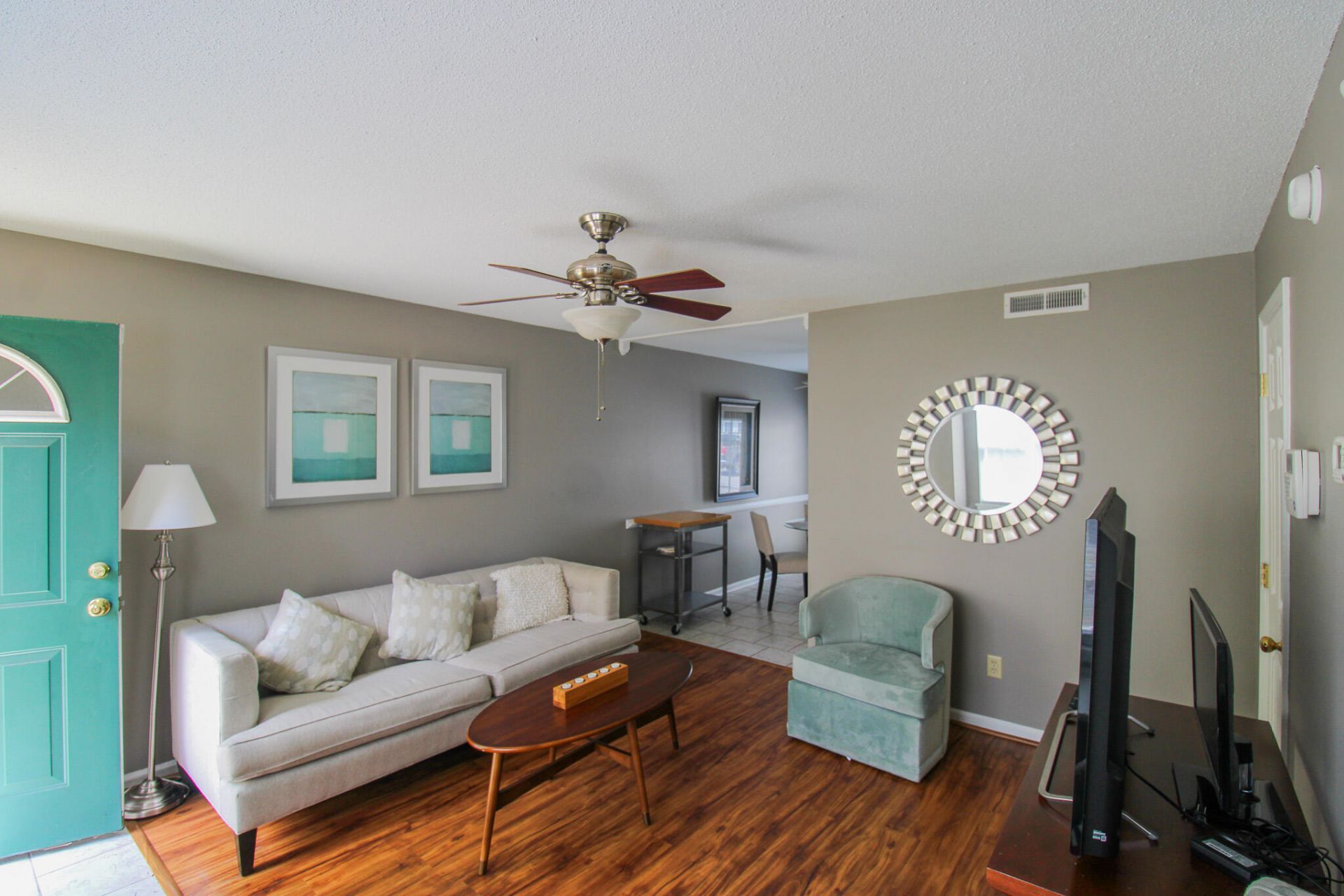 1423 Ashley River Road Photo 4