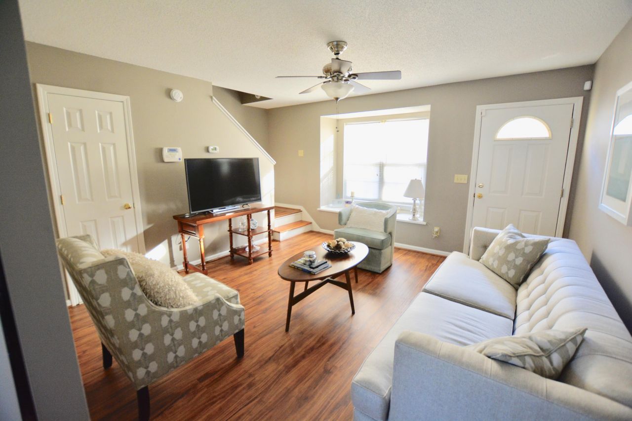 1423 Ashley River Road Photo 5